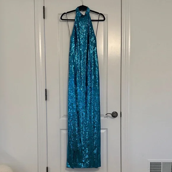 NWT Galvon London Aqua Sequin Gown - Picture 4 of 7